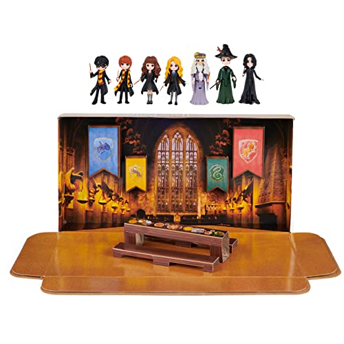 Spin Master Wizarding World Harry Potter, Set Deluxe con 7 Personaggi da Collezione e Confezione Regalo, Colore, 6062280